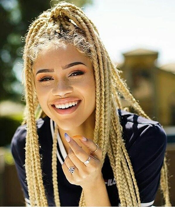 Pre-Stretched Braiding Hair – 613 Legally Blonde